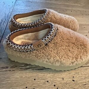 UGG Kids Brown Fluffy Slippers